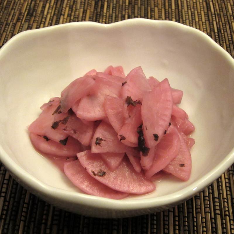 画像1: 菜香や■しそ梅酢の香りとシャキシャキの歯ざわり【うめ大根】 (1)